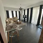 Nord Desilva Appartement *