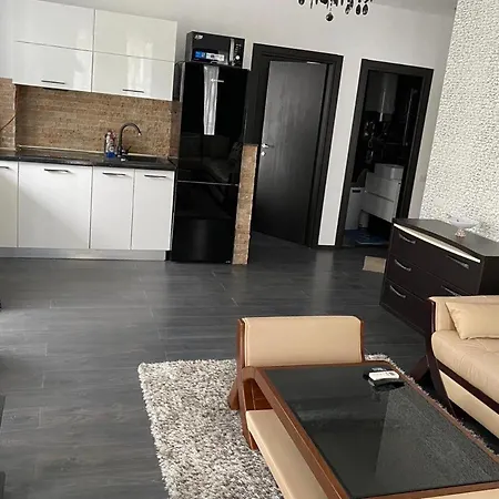 Nord Desilva Apartment *